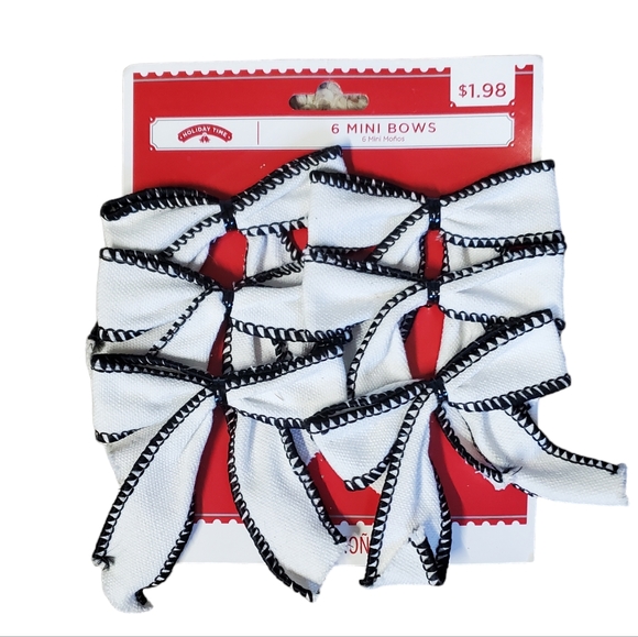 NWT Little Red Truck Christmas Bundle - Picture 10 of 16